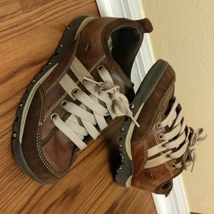 Skechers chocolate brown casual sneakers